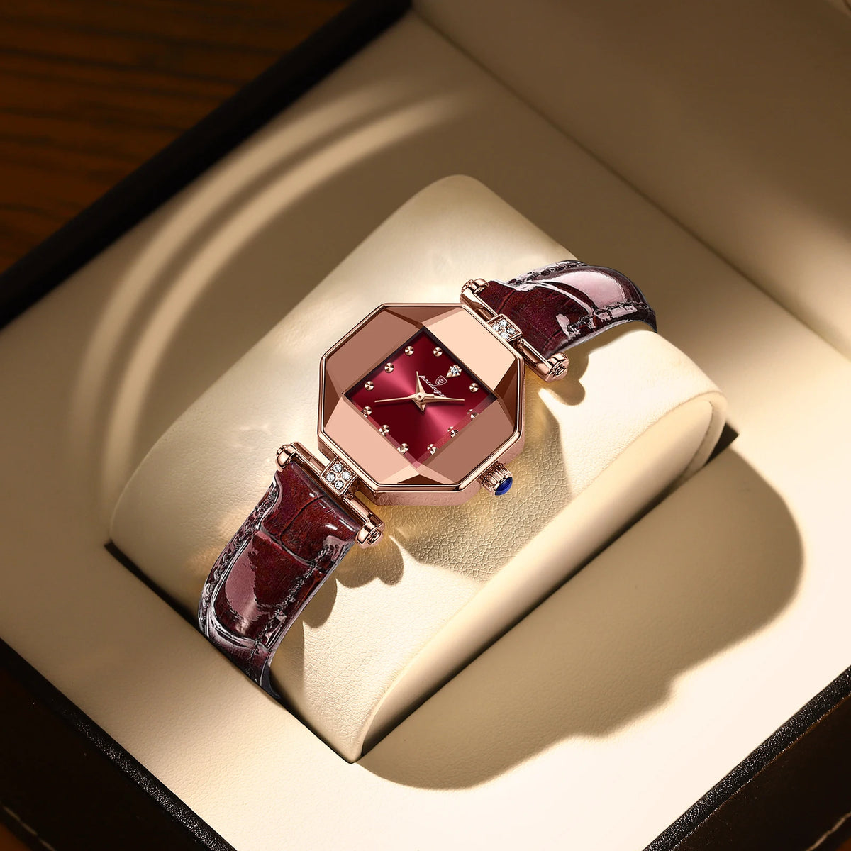 Poedagar Square Alloy case Dial Quartz Watches for Women Elegant Diamond Leather Ladies Watch Waterproof Watches Women Wrist