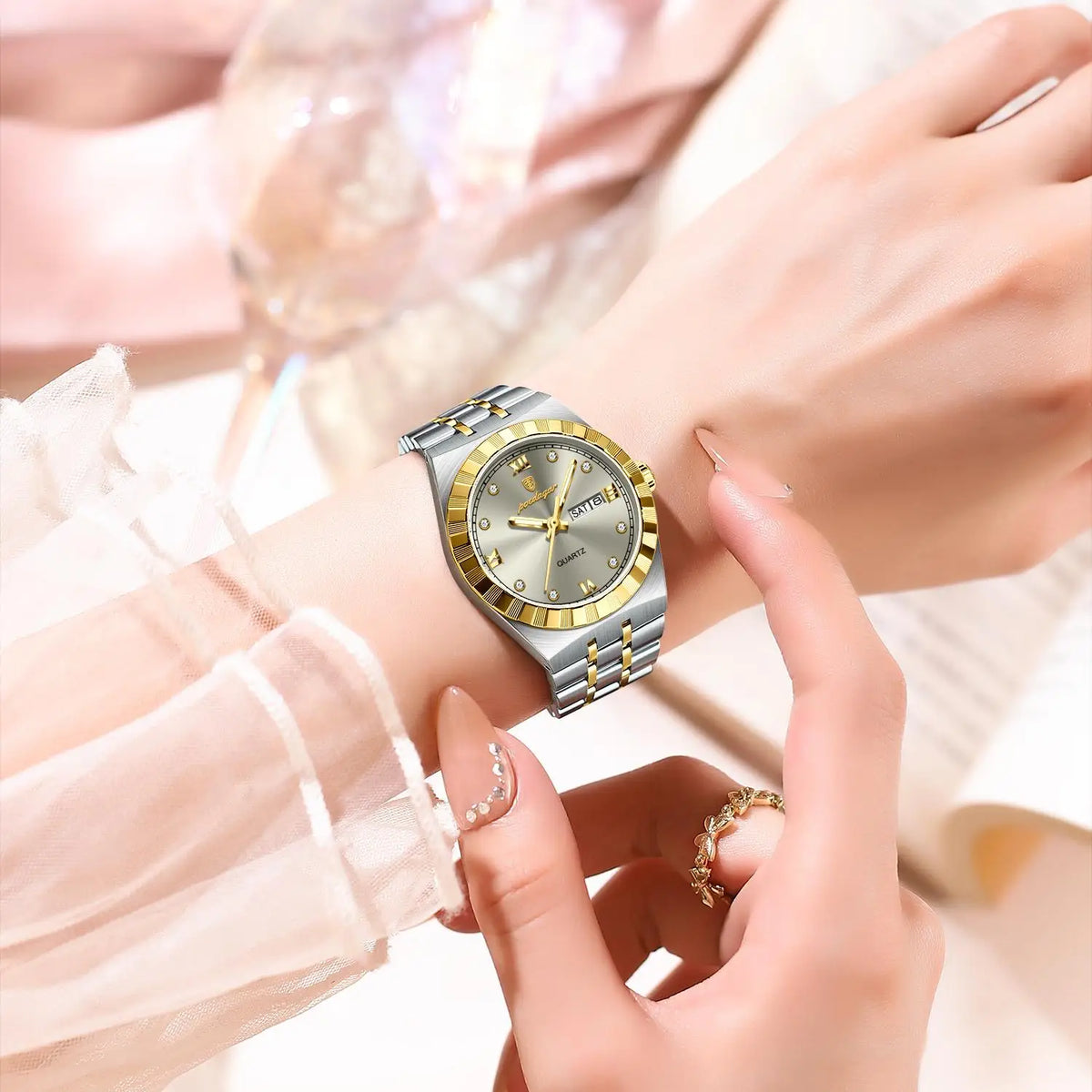 Poedagar Female Luxury Original Luminous Waterproof Week Date Wristwatch Stainless Steel Women Quartz Ladies Watch
