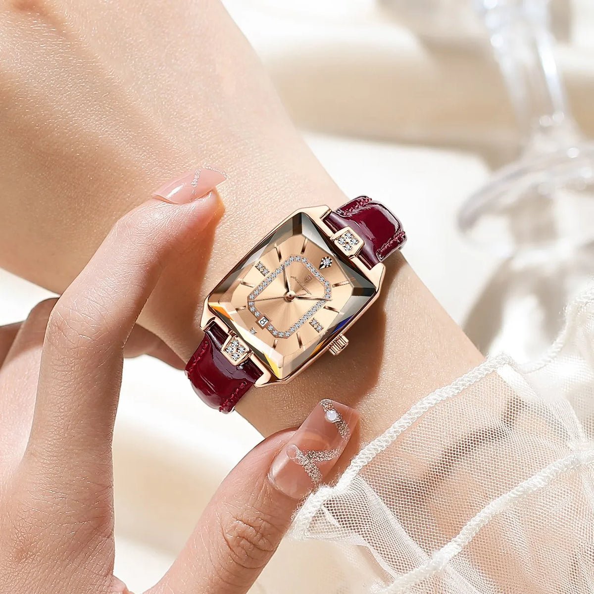 Poedagar 785 Luxury Women Watches Square Case Crystal Clock for Girl Business Leather Band Waterproof Quartz Watch for Women