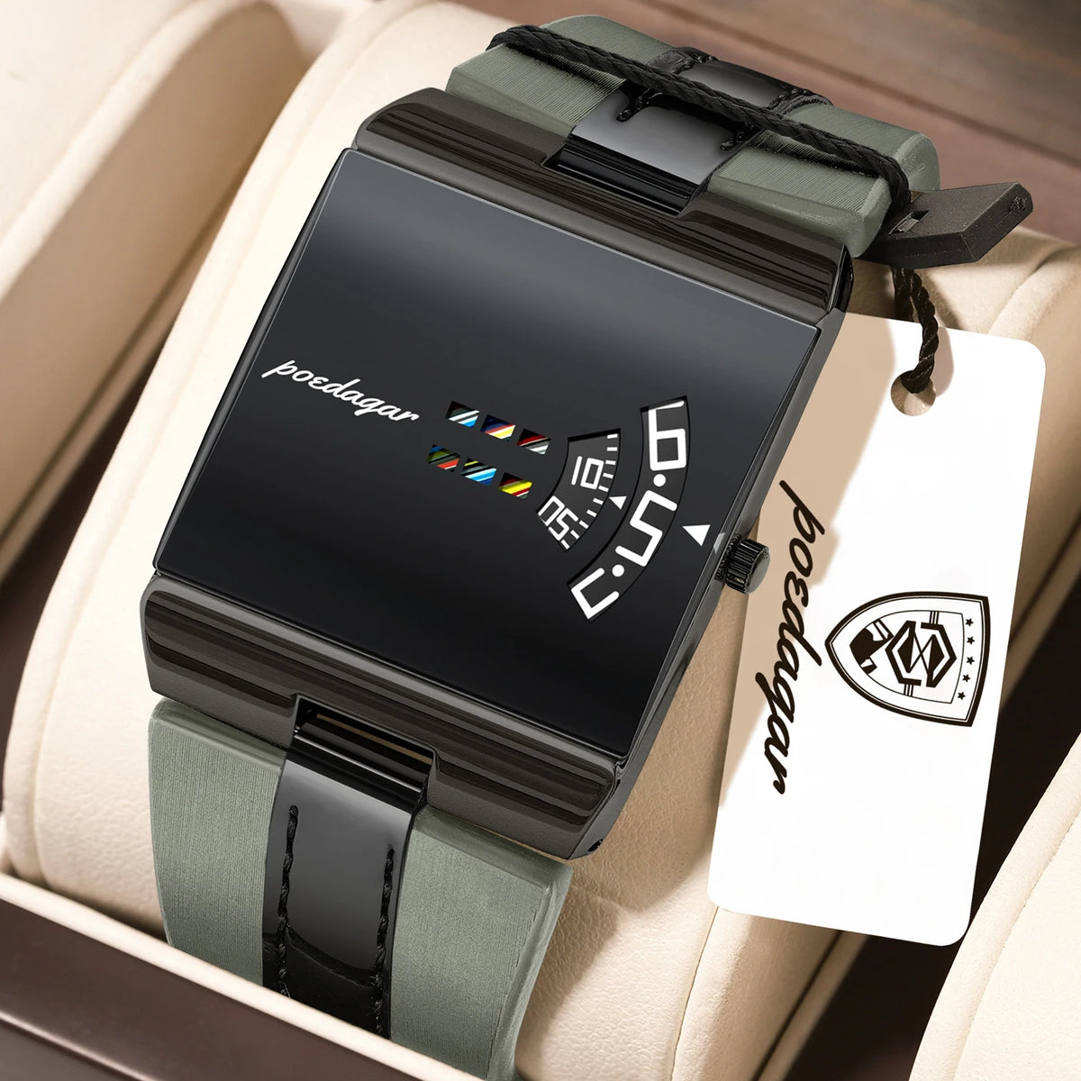 Poedagar 857 Luxury Men Watch Leather Strap Red Mirror Dial Quartz Wristwatch Waterproof Daily Wear Watch for Men Factory Direct
