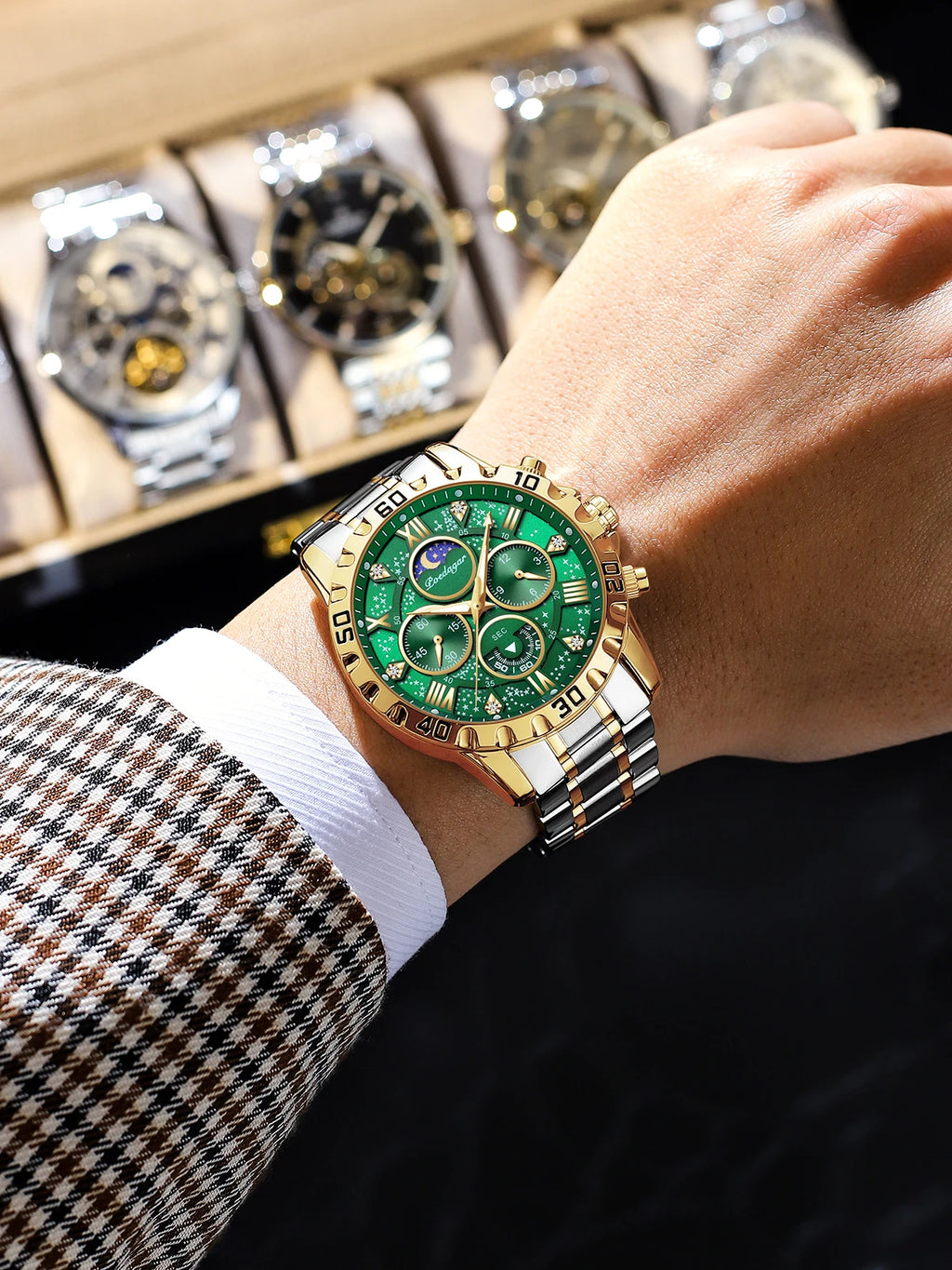 Poedagar 973 Luxury Men Watch Starry Dial Diamond Roman Markers Chronograph Moonphase Steel Band Waterproof Factory Wholesale