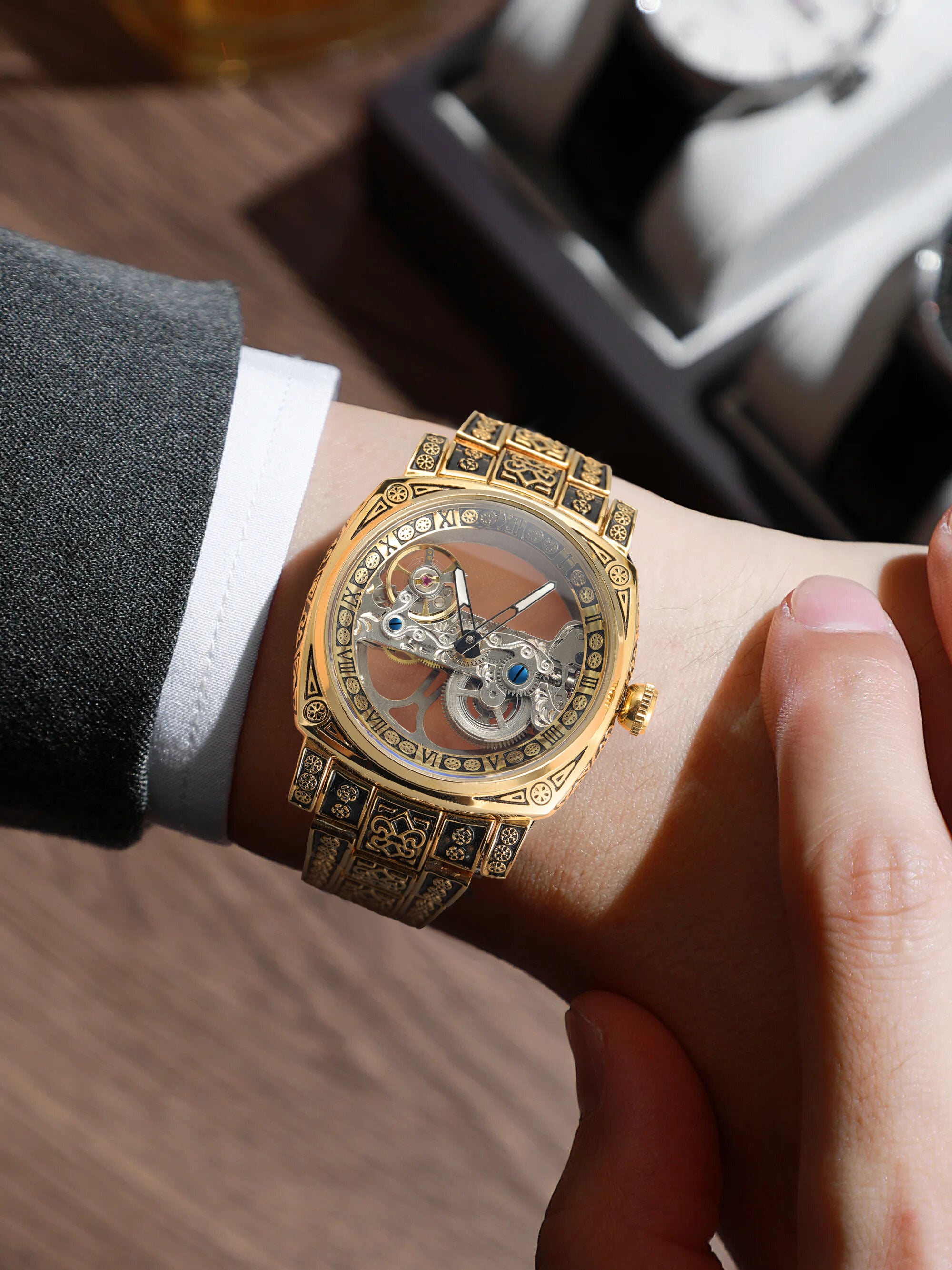 Luxury Skeleton Automatic Watch – Engraved Mechanical Masterpiece